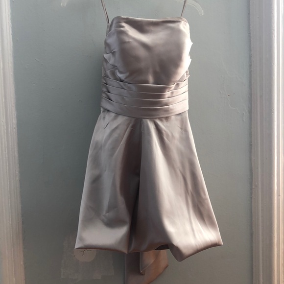 Formal Dress - Picture 1 of 5